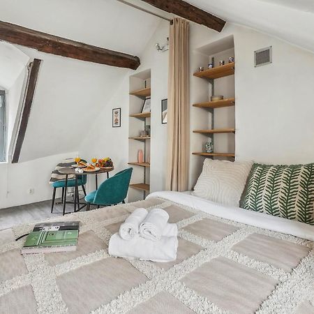 Place Des Vosges & Le Marais - Cityapartmentstay Parigi Esterno foto